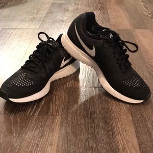 Black Nike Sneakers